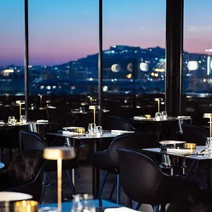 Hotel Gold Tower Lifestyle, Nápoles